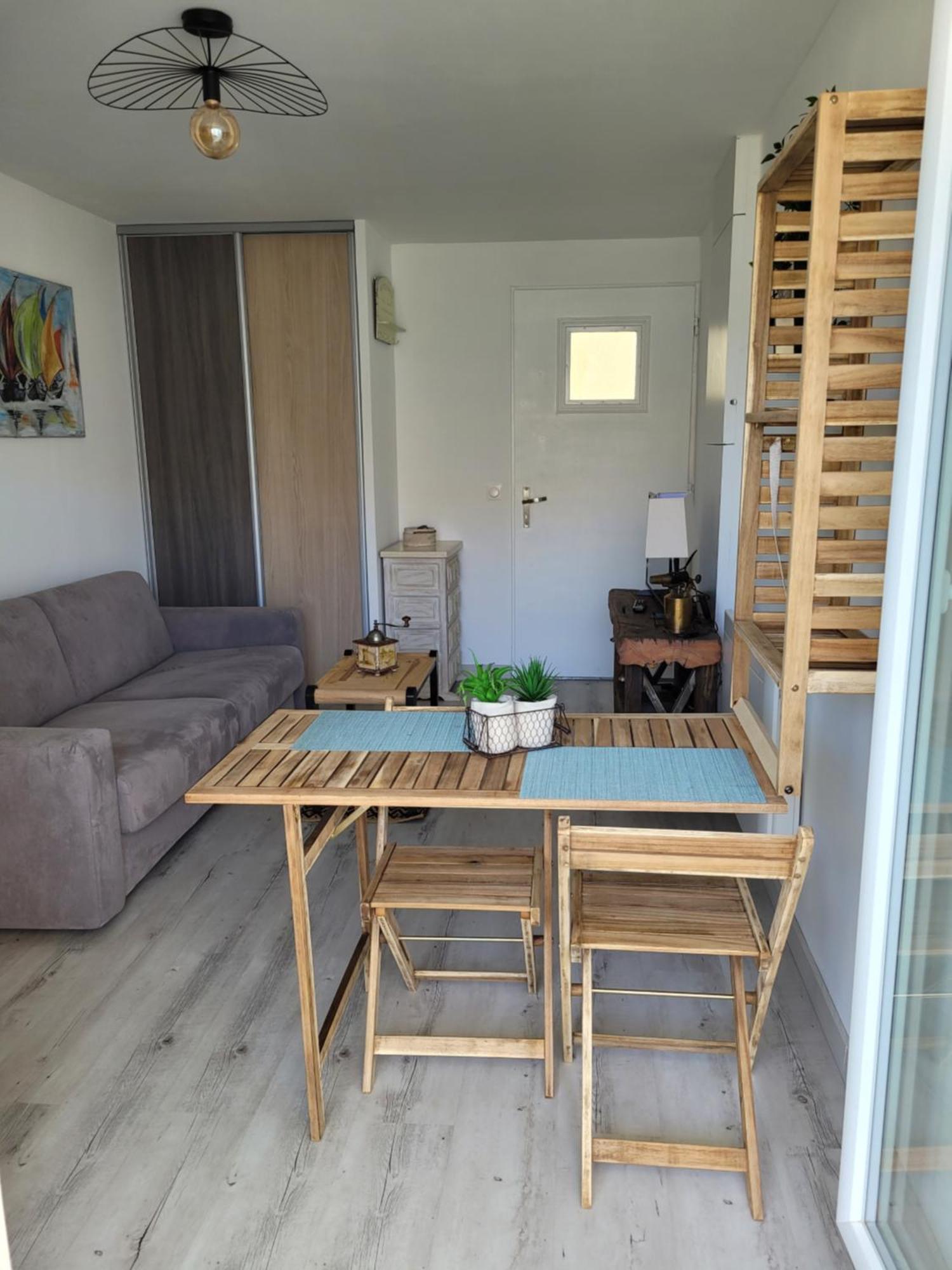 Tahiti Beach, T2 A La Mer, Piscine, Terrasse Et Parking Frontignan Buitenkant foto